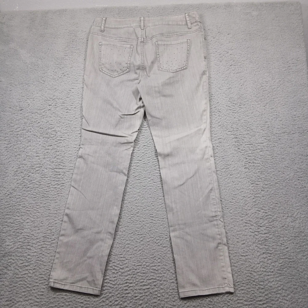 Chico's Platinum‎ Denim Jeans Women's Size 16 Gray Studded Straight Leg Pants